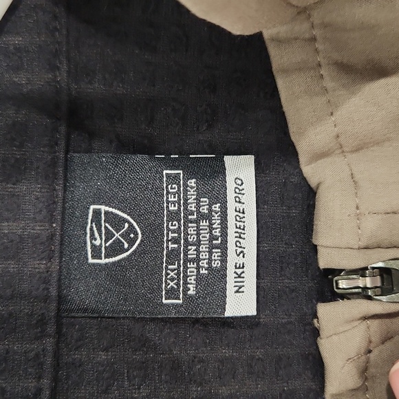 Nike Sphere Pro‎ pullover - Picture 2 of 3